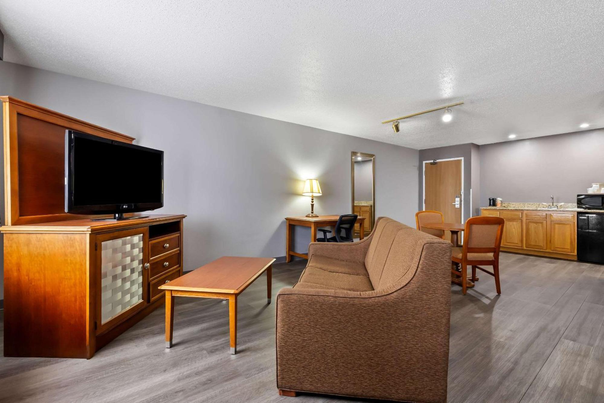Quality Inn Near Monument Health Rapid City Hospital Ngoại thất bức ảnh