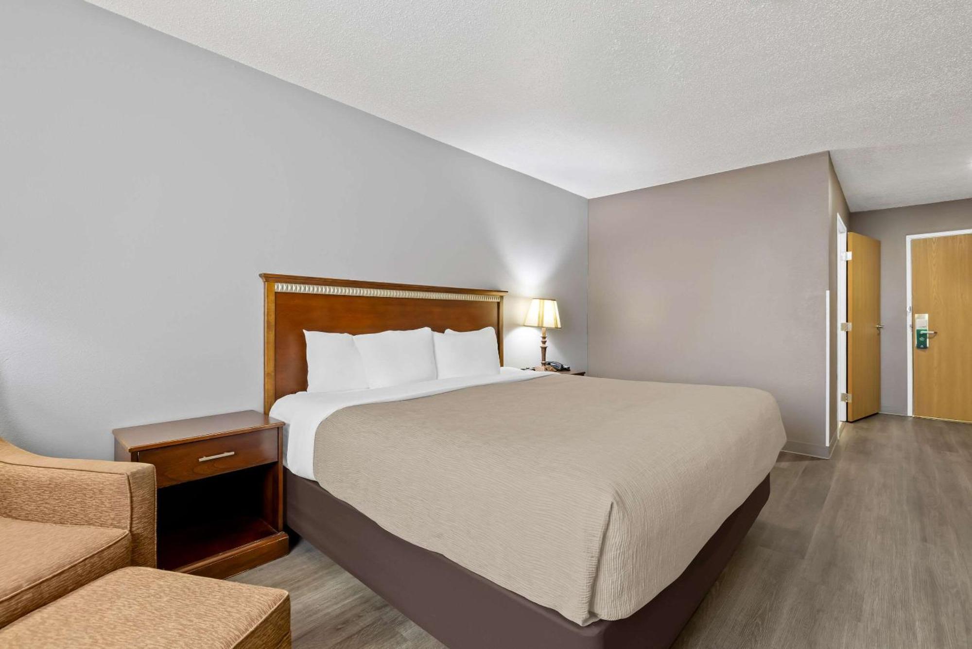 Quality Inn Near Monument Health Rapid City Hospital Ngoại thất bức ảnh